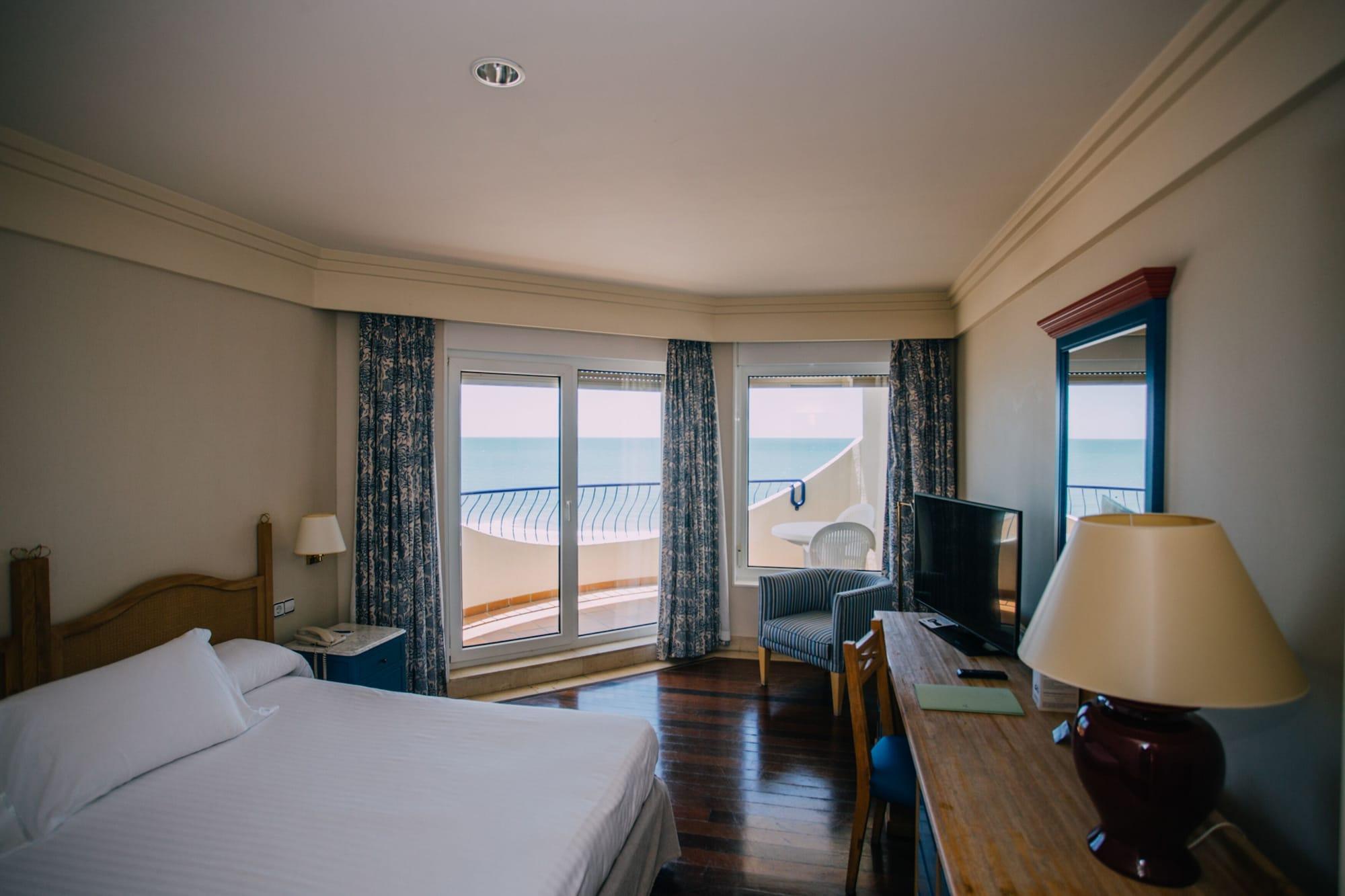 Hotel Playa Victoria Кадіс Екстер'єр фото