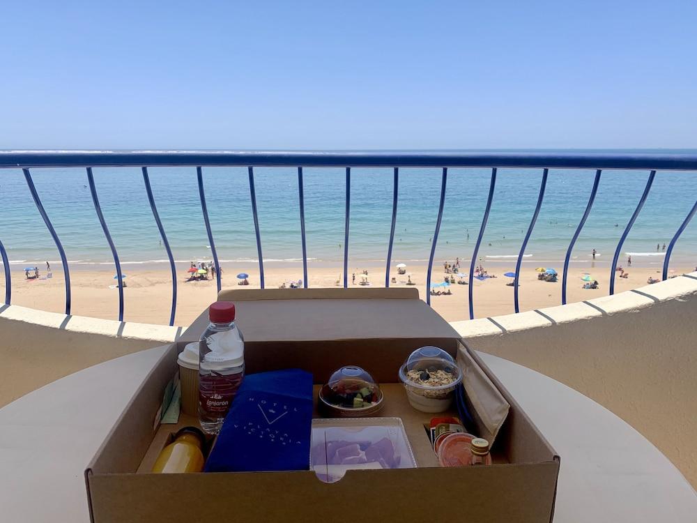 Hotel Playa Victoria Кадіс Екстер'єр фото