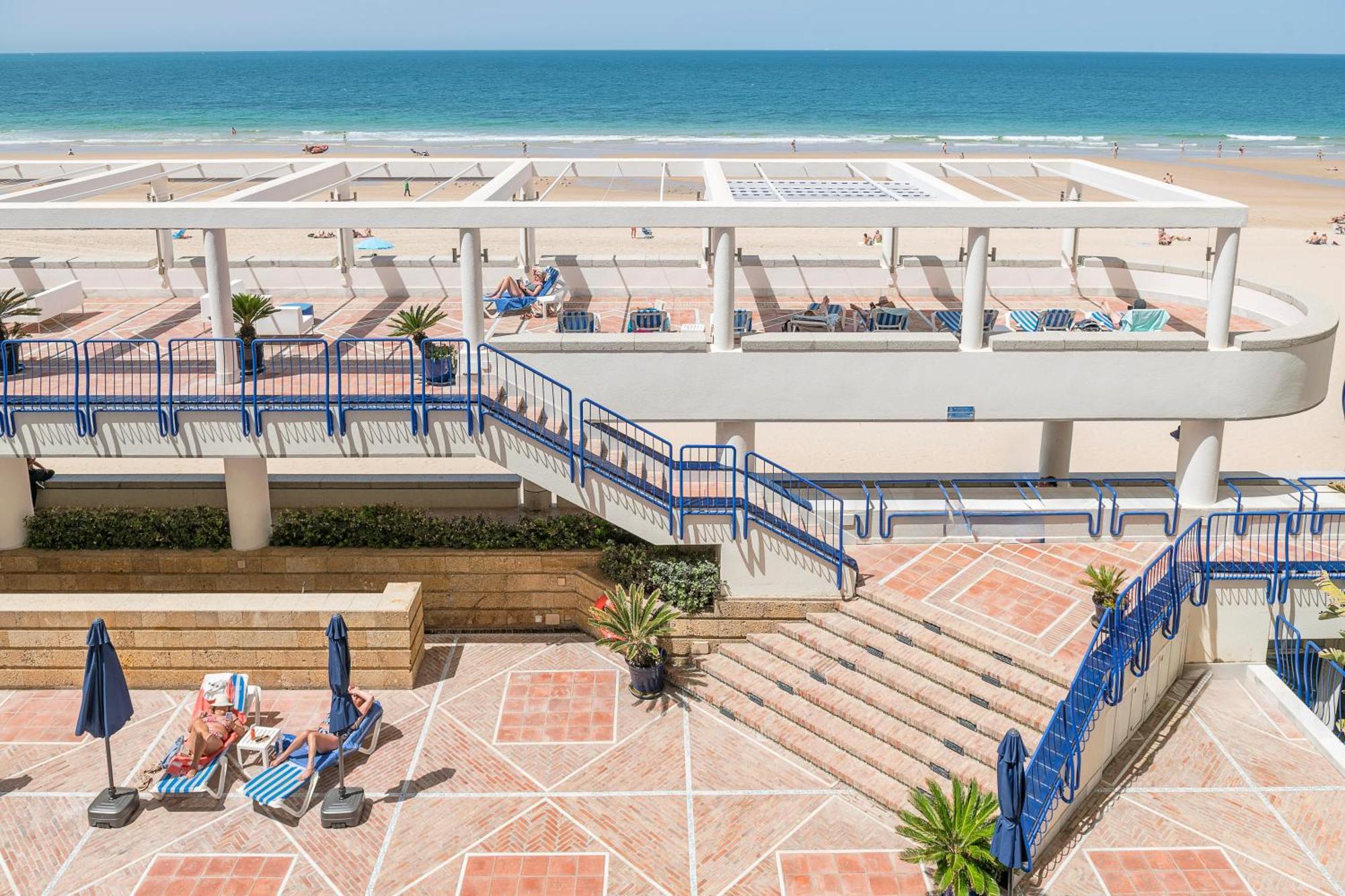 Hotel Playa Victoria Кадіс Екстер'єр фото